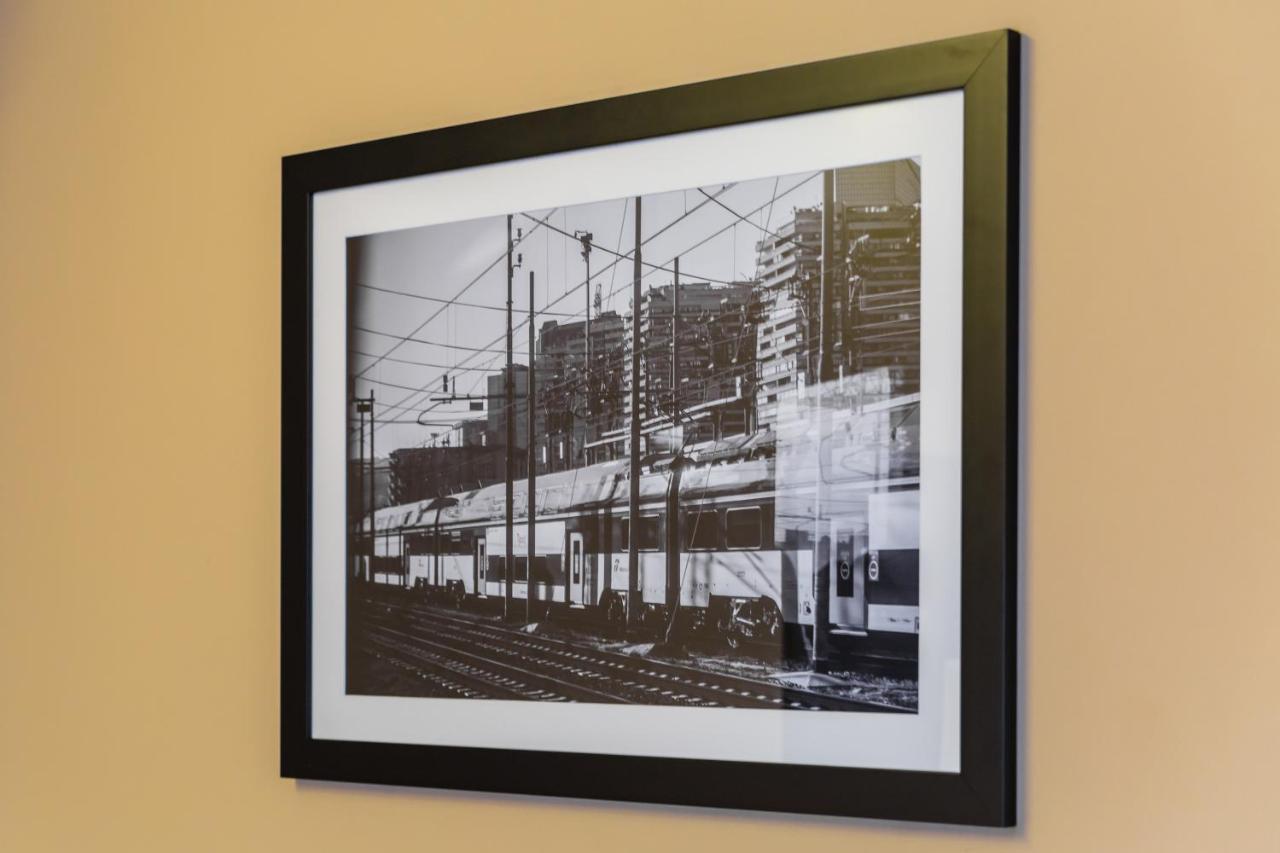 Bh Napoli Railway Otel Dış mekan fotoğraf
