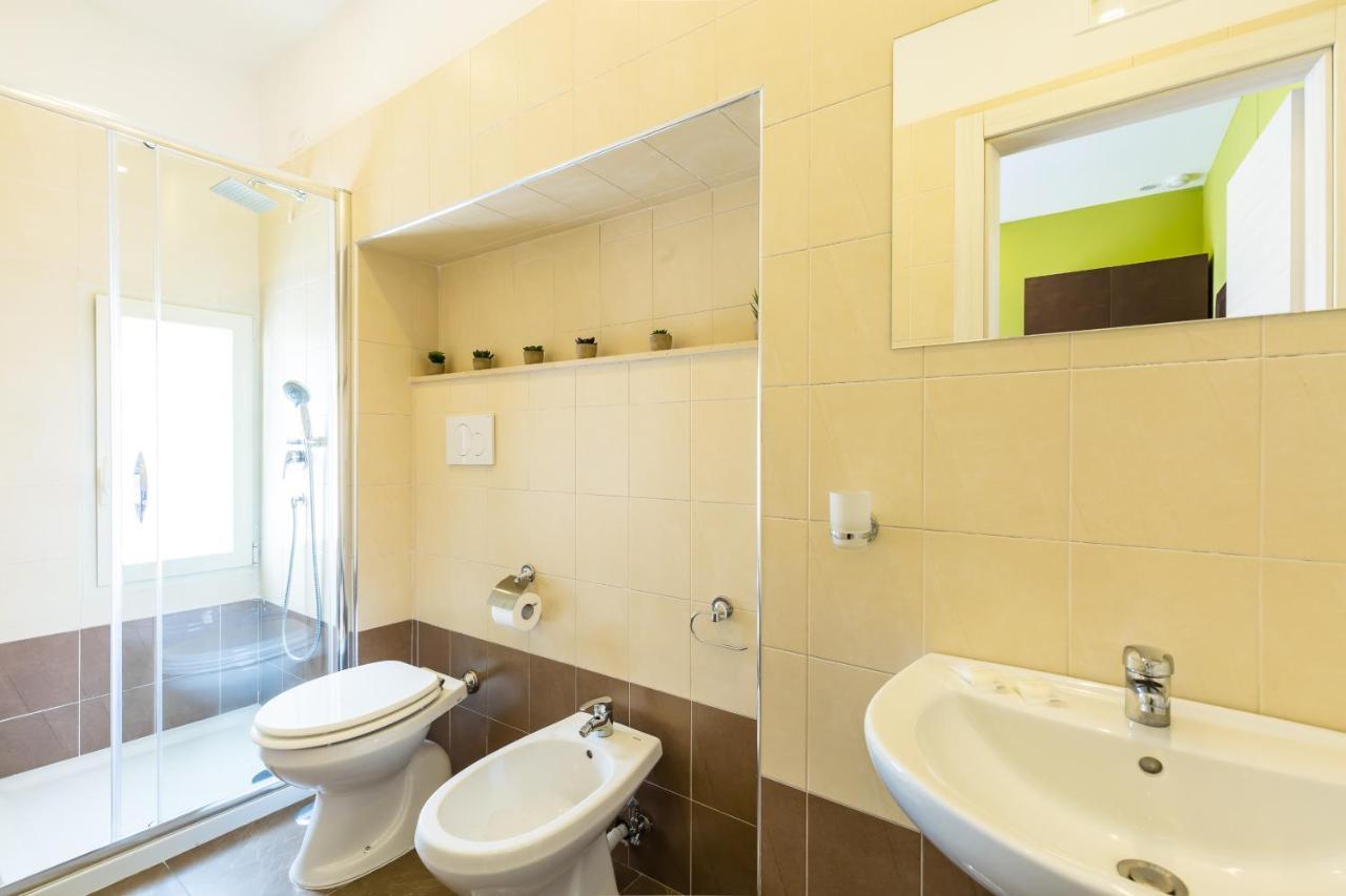 Bh Napoli Railway Otel Dış mekan fotoğraf