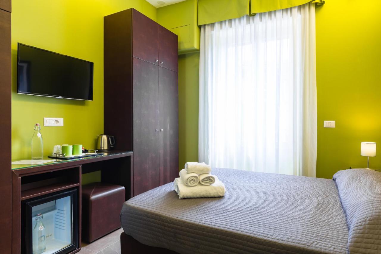 Bh Napoli Railway Otel Dış mekan fotoğraf